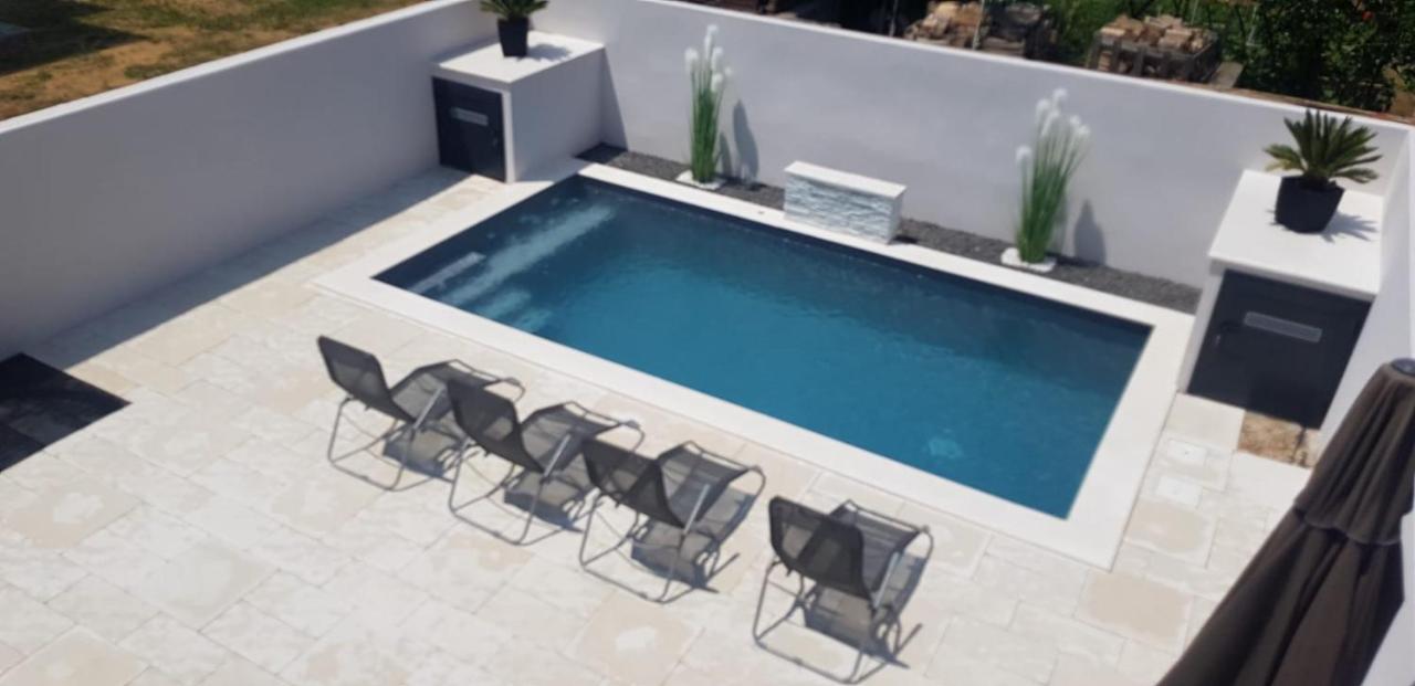Villa Maris Nin Bagian luar foto